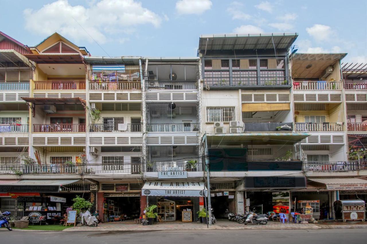 The Artist Residence Phnom Penh Exterior photo
