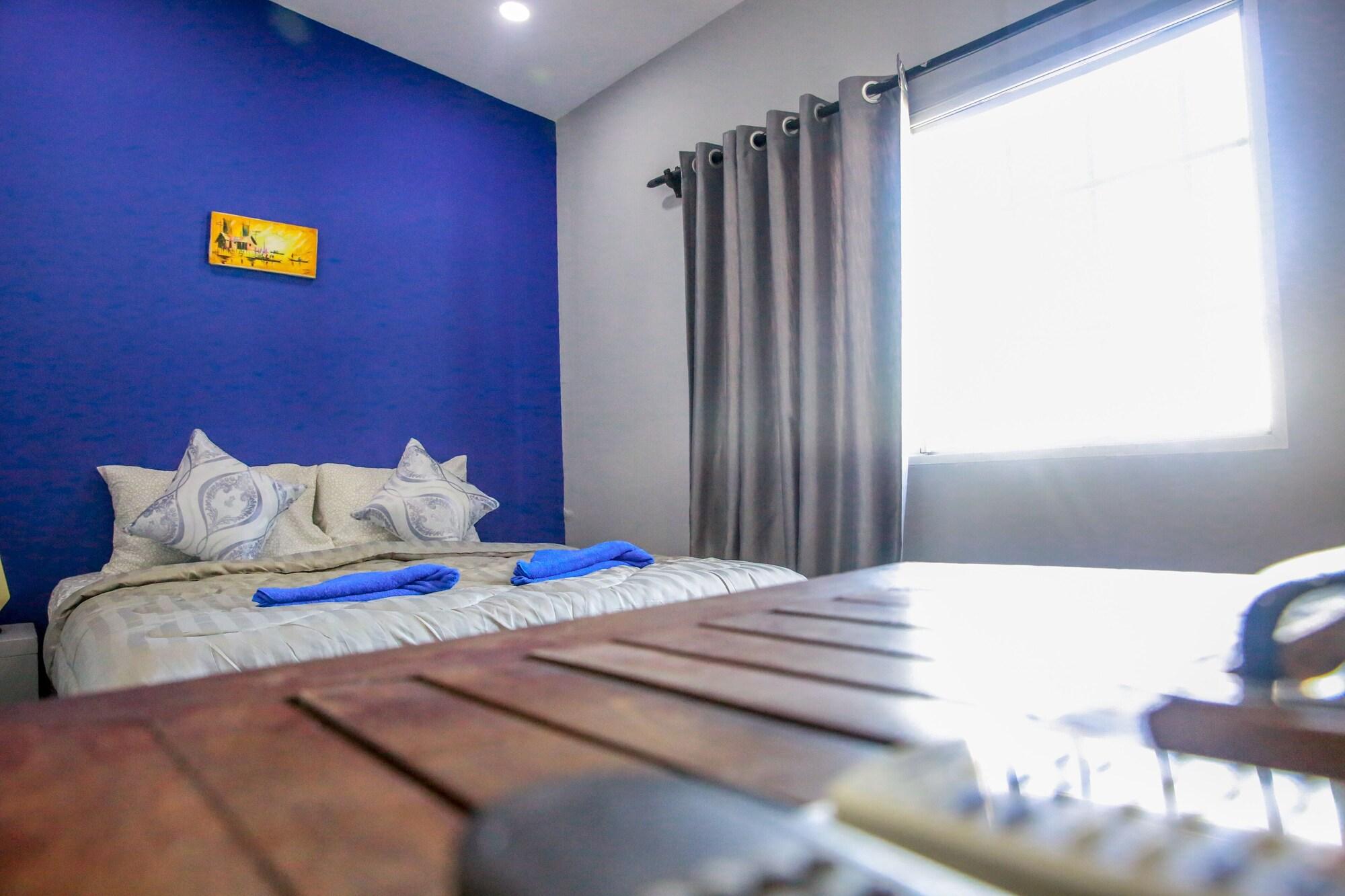 The Artist Residence Phnom Penh Exterior photo